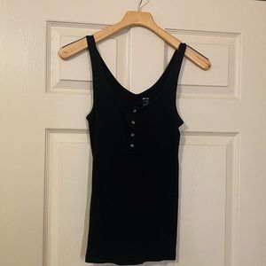 CLEAN OUT SALE: Black Old Navy Tank
